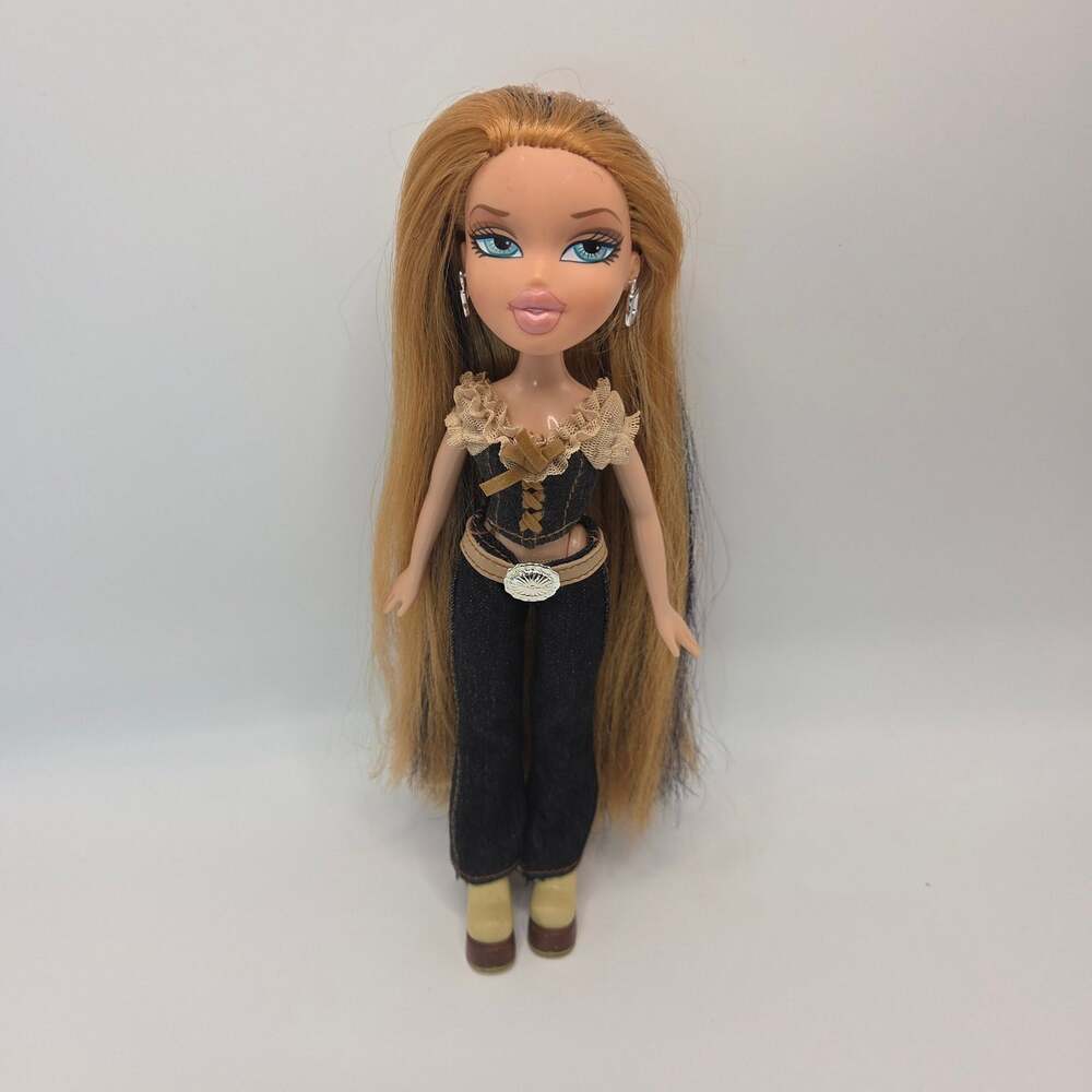 Vintage 2007 Bratz Magic Hair Cloe Doll Redressed